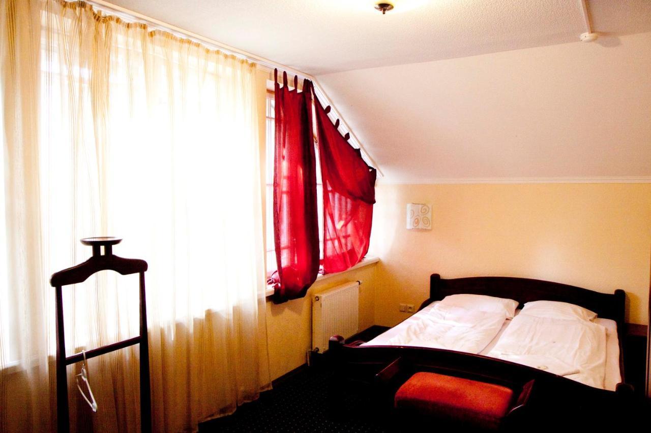 Sun Shine Apartments Jūrkalne Екстериор снимка