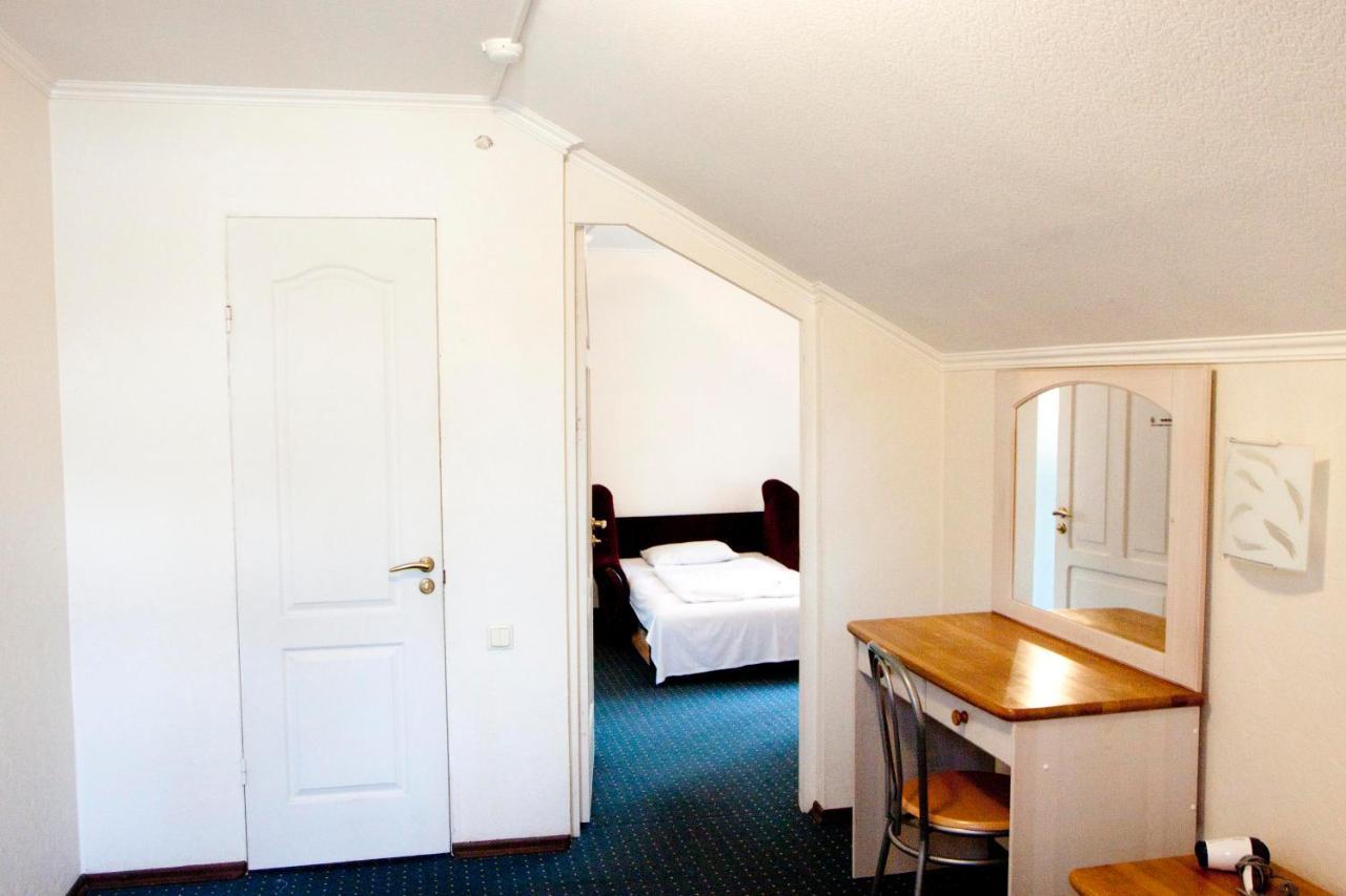 Sun Shine Apartments Jūrkalne Екстериор снимка