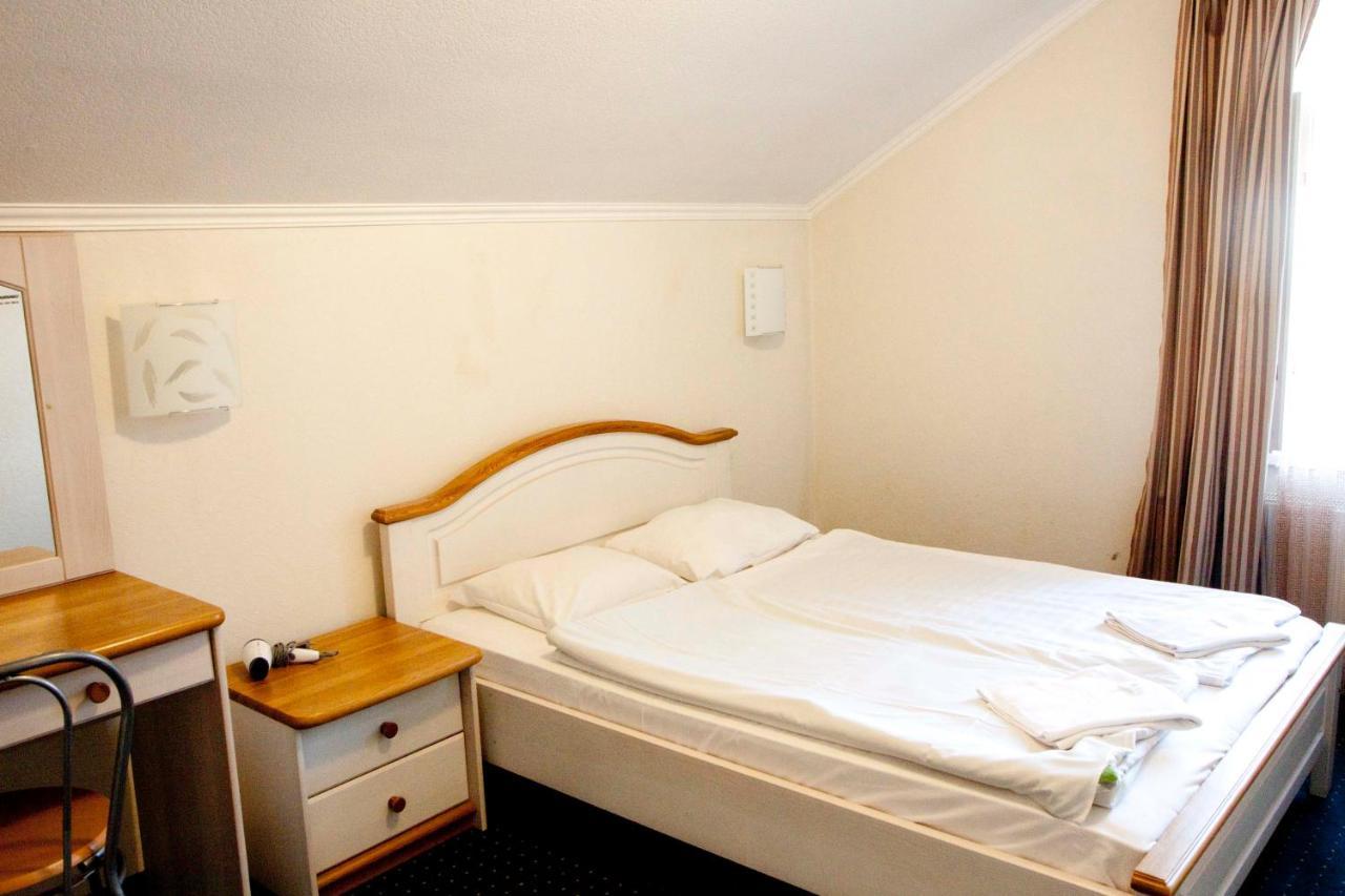 Sun Shine Apartments Jūrkalne Екстериор снимка