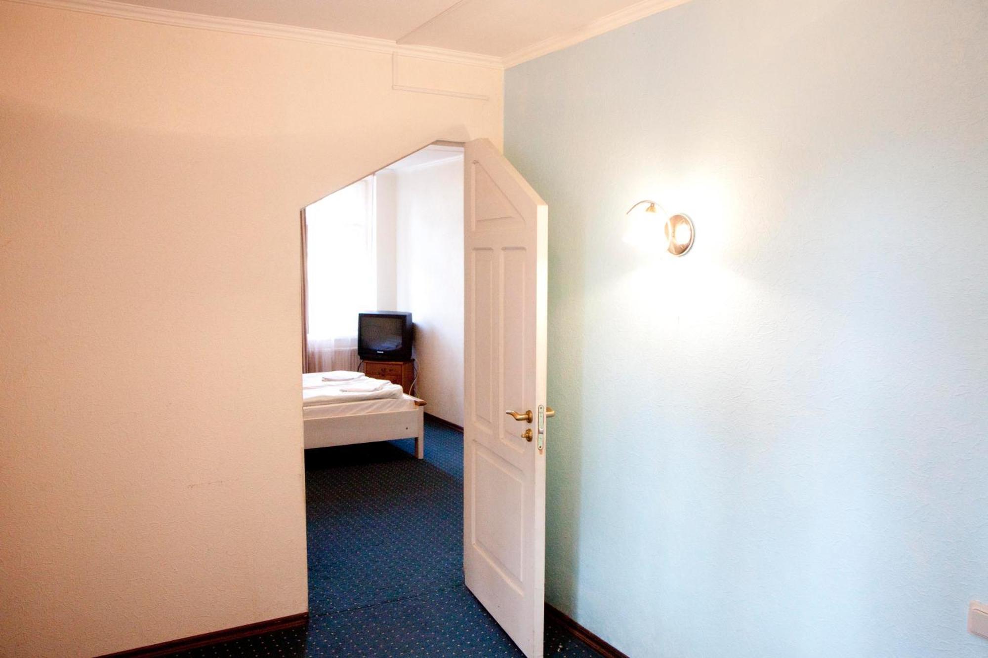 Sun Shine Apartments Jūrkalne Стая снимка