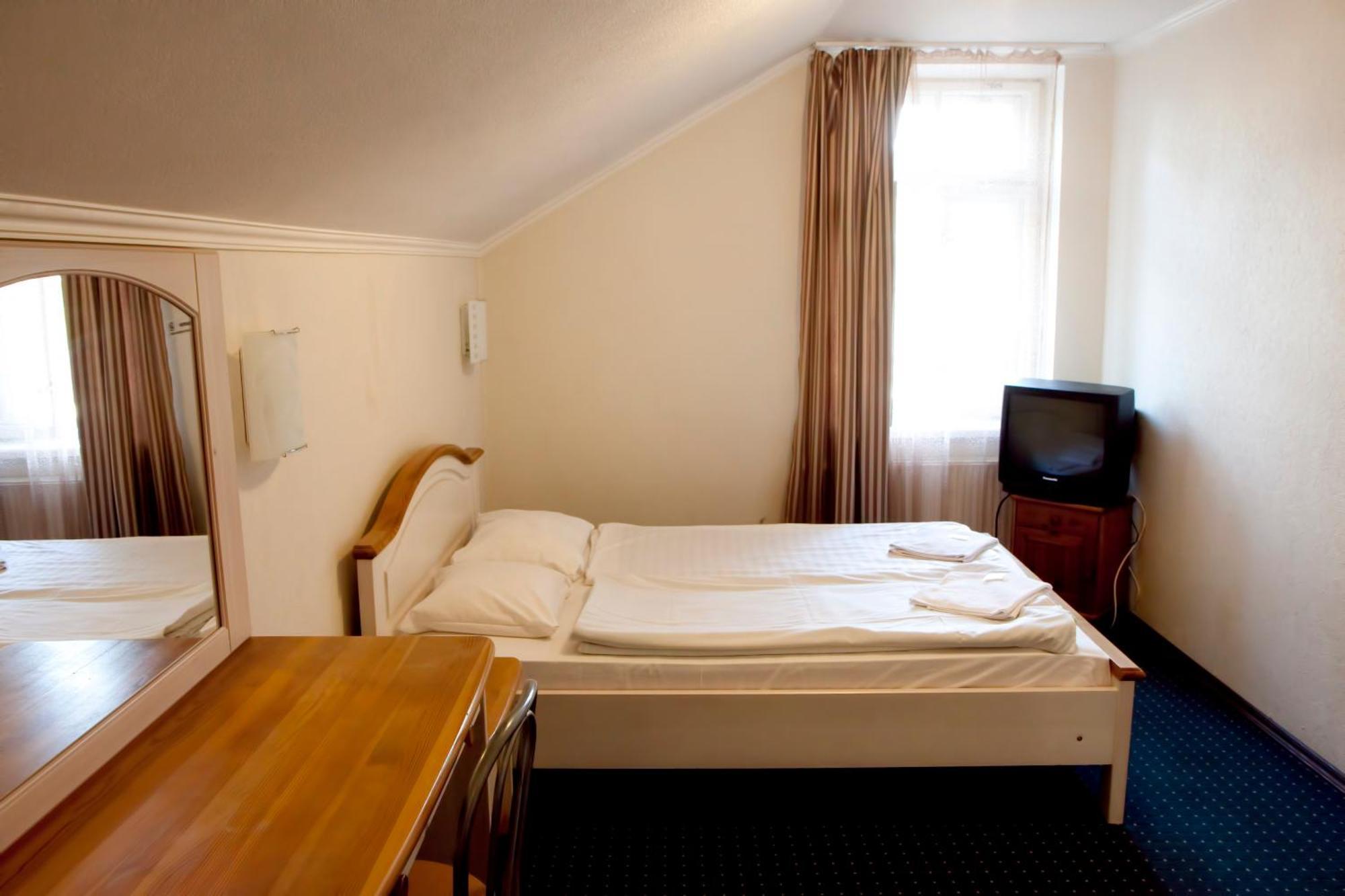 Sun Shine Apartments Jūrkalne Стая снимка