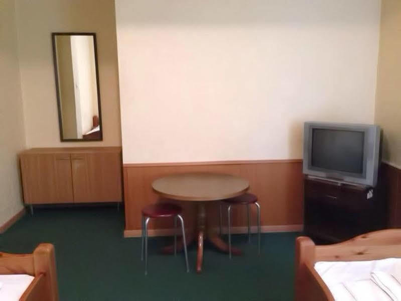 Sun Shine Apartments Jūrkalne Екстериор снимка